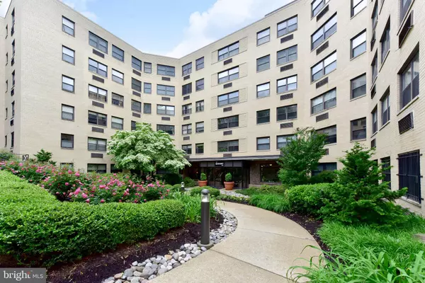 Washington, DC 20009,1801 CLYDESDALE PL NW #222