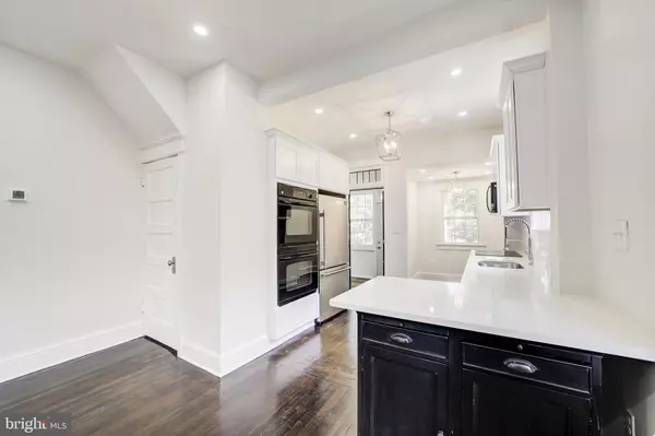 Washington, DC 20032,3214 5TH ST SE