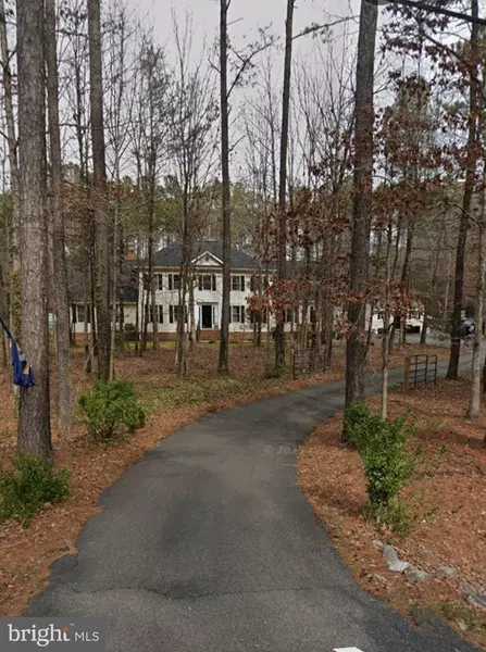 12434 NEW MARKET MILL RD, Beaverdam, VA 23015