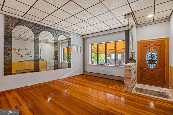 Philadelphia, PA 19148,2320 S 10TH ST