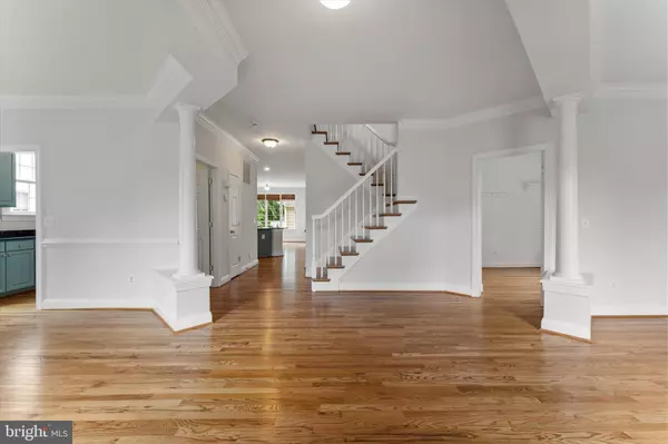 Purcellville, VA 20132,116 DESALES DR