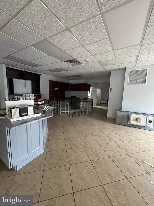 Bensalem, PA 19020,2103 BRISTOL PIKE
