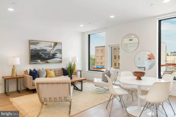 Philadelphia, PA 19123,1141 N FRONT ST #205