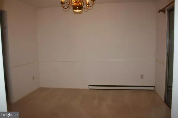 Carlisle, PA 17013,40 MOONGALE DR