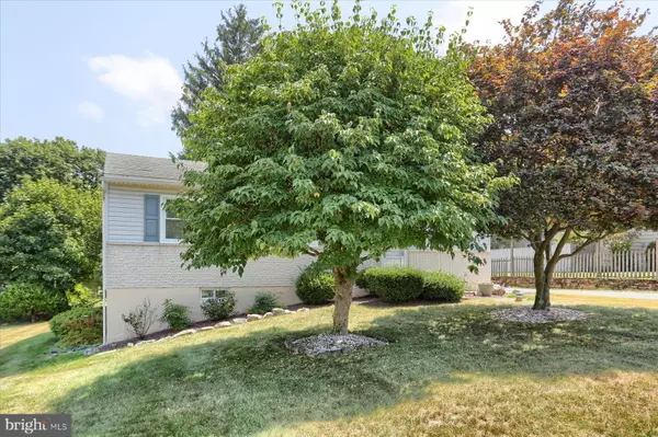Harrisburg, PA 17112,621 BLUE BELL AVE
