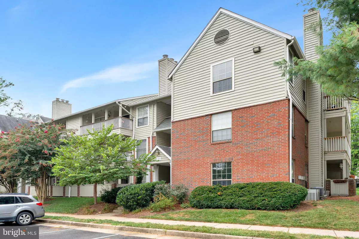 Fairfax, VA 22033,12164 PENDERVIEW LN #1627
