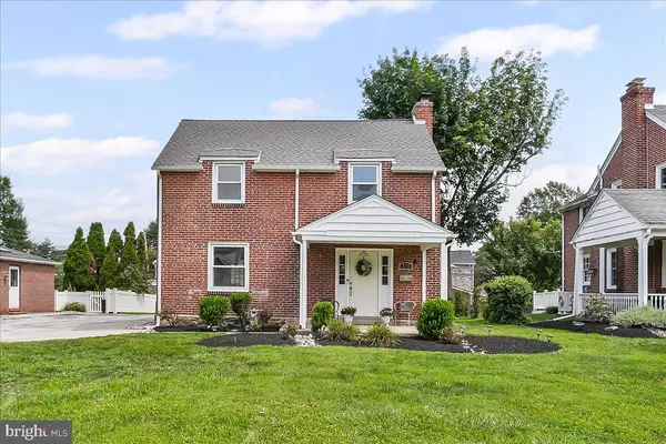215 AVON RD, Springfield, PA 19064