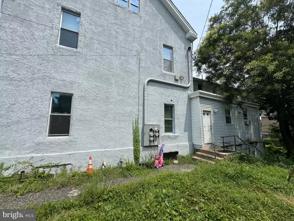 Philadelphia, PA 19144,222 E PRICE ST