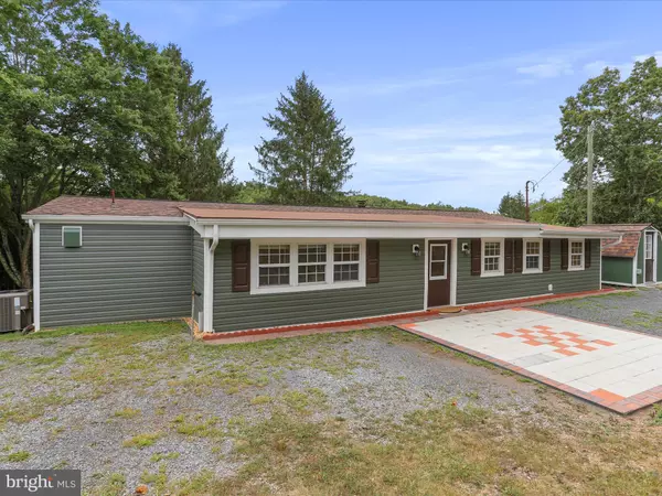 Berkeley Springs, WV 25411,100 STILLWATER LN