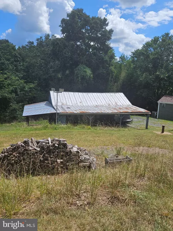 Berkeley Springs, WV 25411,100 STILLWATER LN