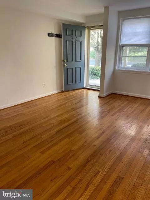 Annapolis, MD 21401,717 GLENWOOD ST #47