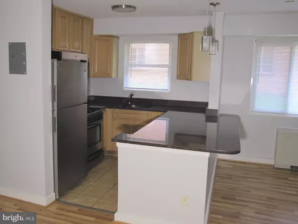 Takoma Park, MD 20912,116 LEE AVE #105