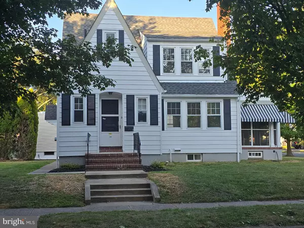 130 CRESCENT AVE, Hamilton, NJ 08619