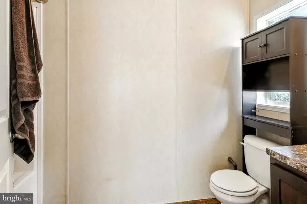 Pittsgrove, NJ 08318,27 BRIARWOOD LN