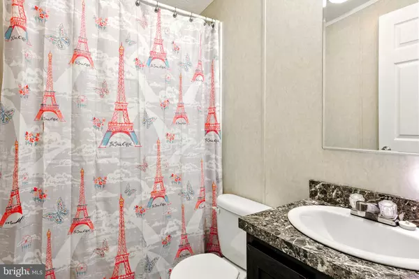 Pittsgrove, NJ 08318,27 BRIARWOOD LN