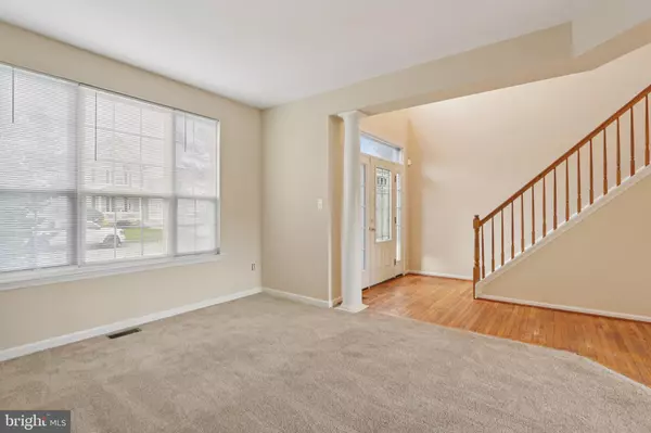 Blackwood, NJ 08012,9 LAWRENCE LN