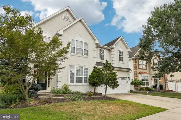 Blackwood, NJ 08012,9 LAWRENCE LN
