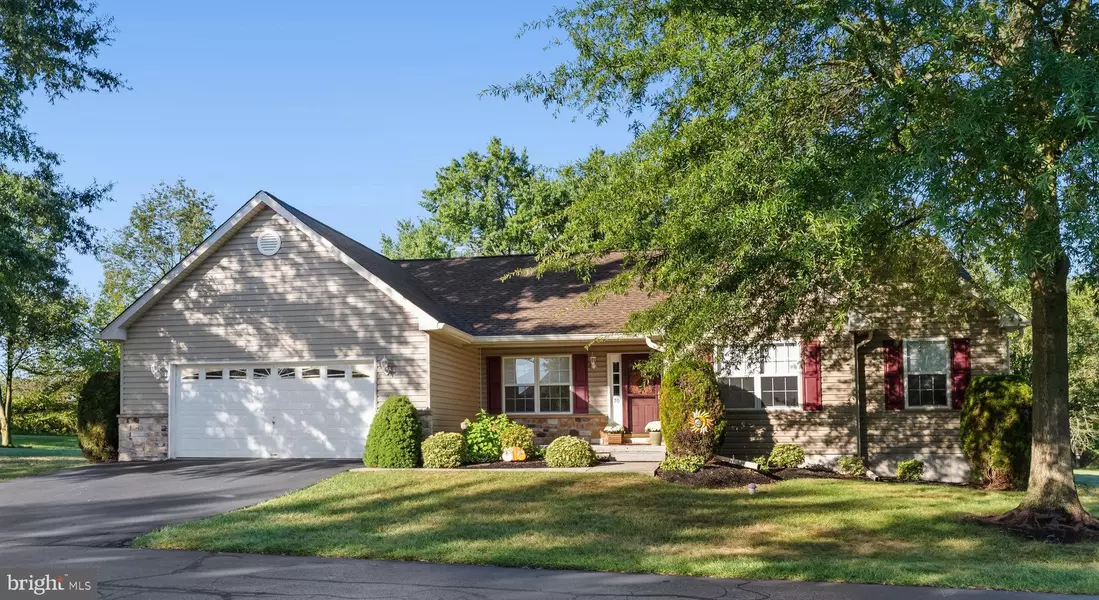 70 PRESIDENTIAL DR, Royersford, PA 19468