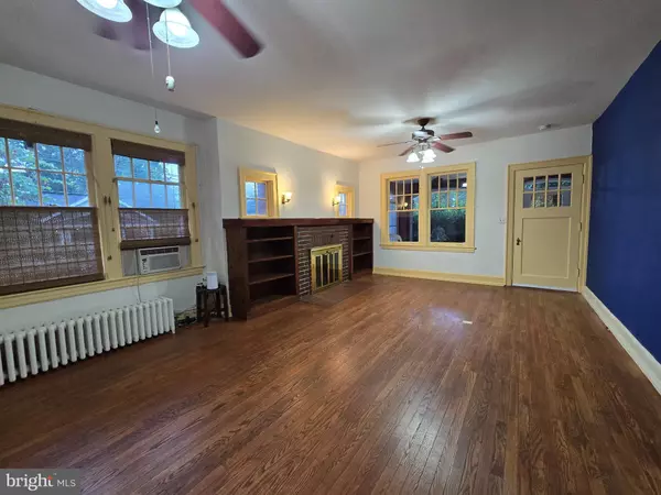 Takoma Park, MD 20912,806 MAPLEWOOD AVE