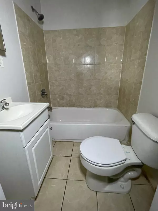 Philadelphia, PA 19140,3322 N 17TH ST