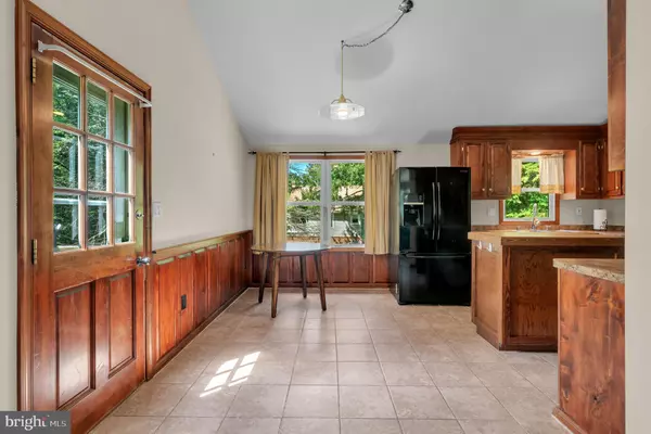 Hanover, PA 17331,265 BREEZEWOOD DR
