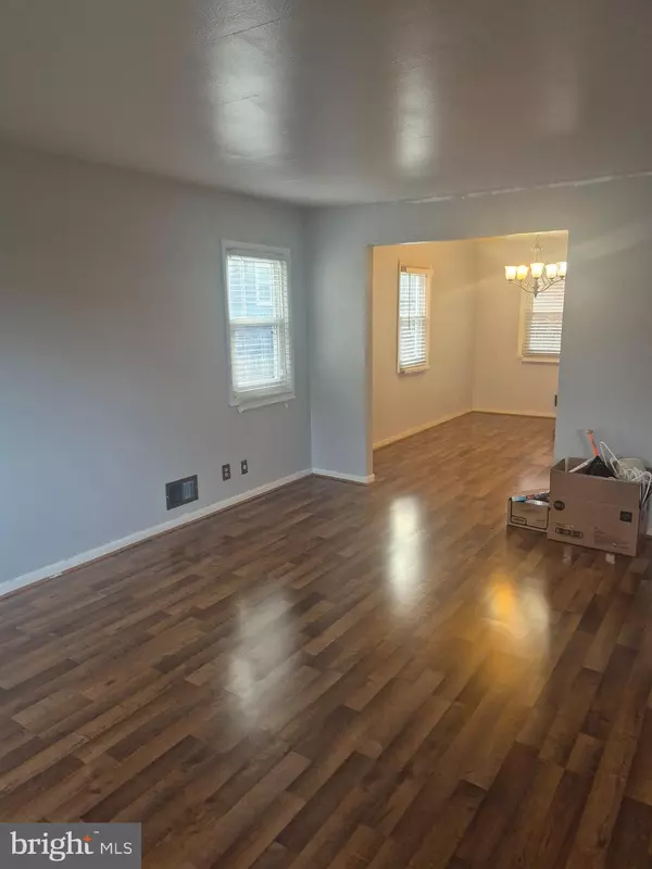 Mount Holly, NJ 08060,102 DAWN DR