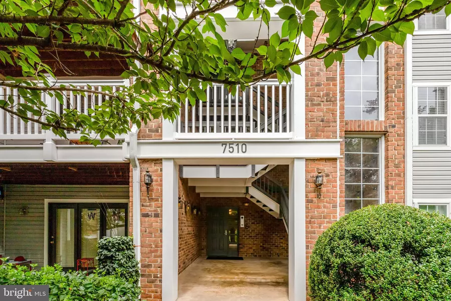 7510 ASHBY LN #J, Alexandria, VA 22315