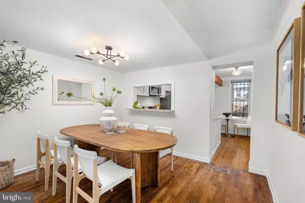Washington, DC 20002,615 14TH PL NE