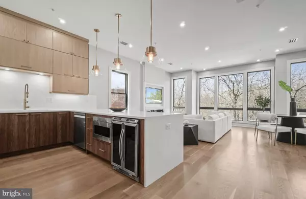 160 CENTRAL AVE #3, Jersey City, NJ 07307