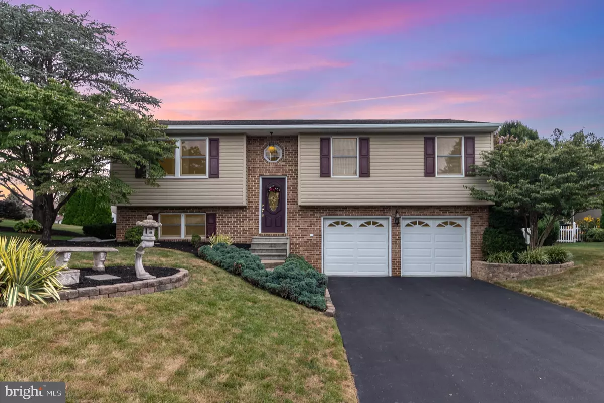 Carlisle, PA 17015,21 CARDINAL DR