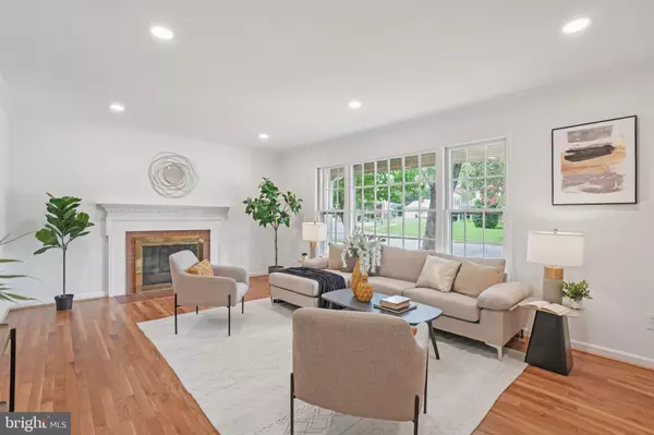 Alexandria, VA 22315,5803 SUNDERLAND CT