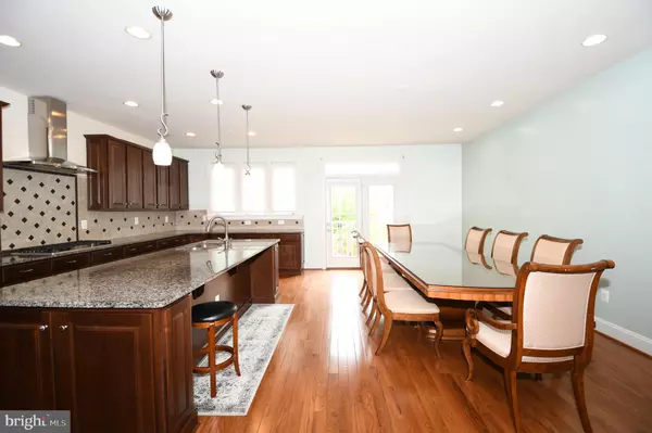 Rockville, MD 20850,14823 WOOTTON MANOR CT