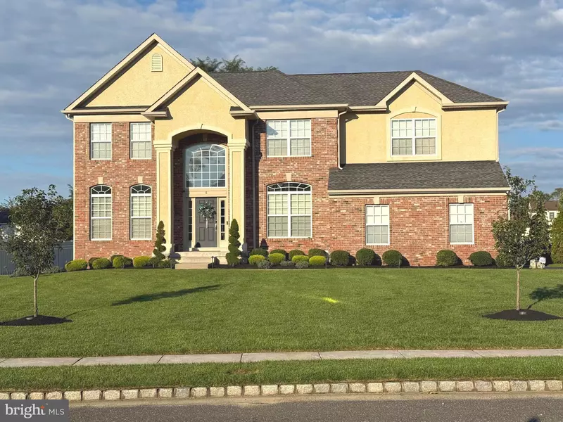 8 ELK CT, Sewell, NJ 08080
