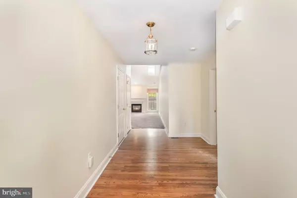 Harrisburg, PA 17112,7779 HANOVERDALE DR