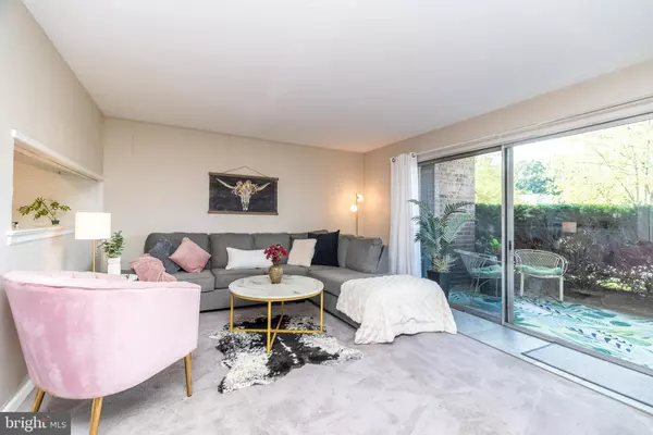 1610 THE FAIRWAY #101 W, Jenkintown, PA 19046