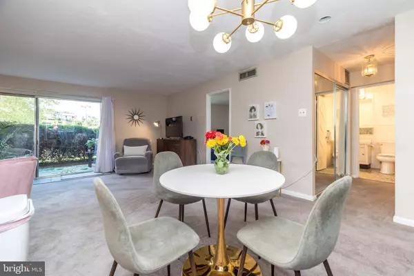 Jenkintown, PA 19046,1610 THE FAIRWAY #101 W