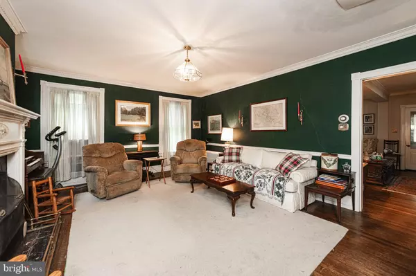 Wayne, PA 19087,407 MIDLAND AVE