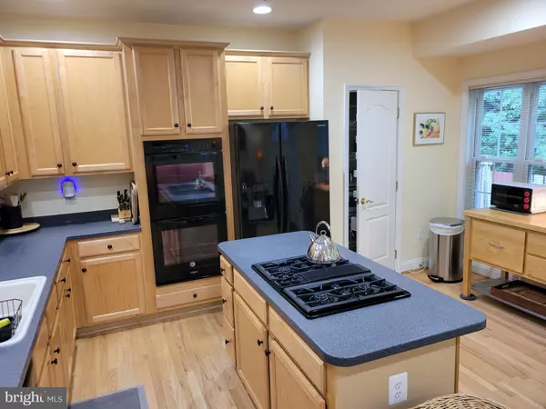 Rockville, MD 20852,12021 TREELINE WAY