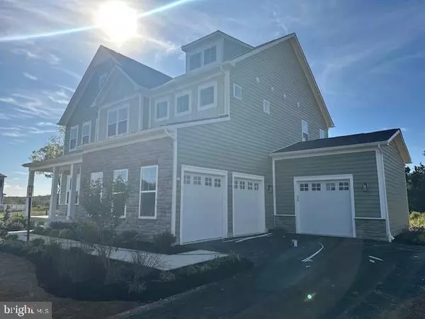 Upper Marlboro, MD 20774,16505 ROLLING KNOLLS LN