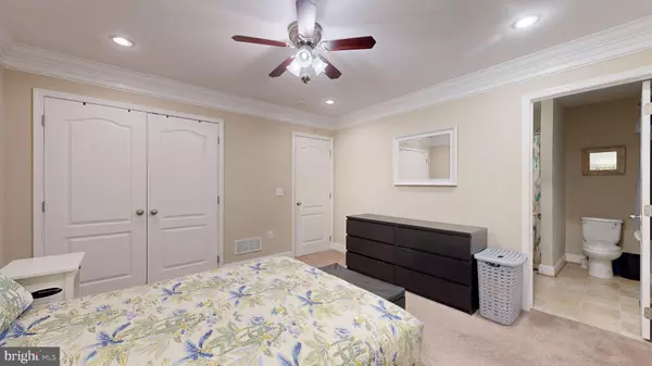 Queenstown, MD 21658,7204 MAIN ST