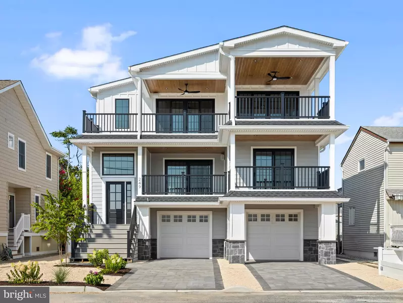 249 S 2ND ST, Surf City, NJ 08008