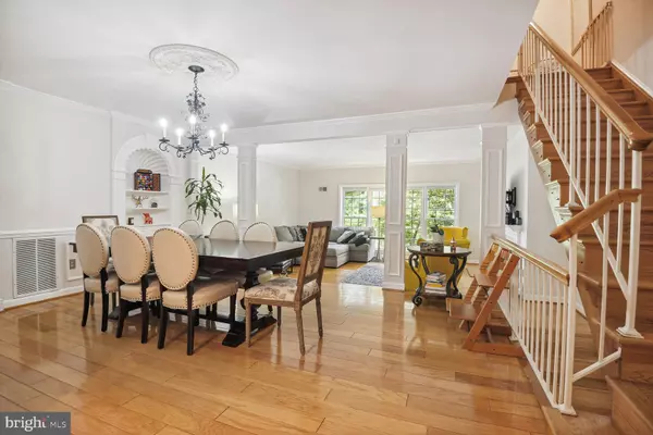 Bethesda, MD 20816,5105 WESTBARD AVE #6