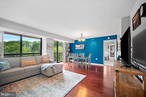 2230 GEORGE C MARSHALL DR #515, Falls Church, VA 22043