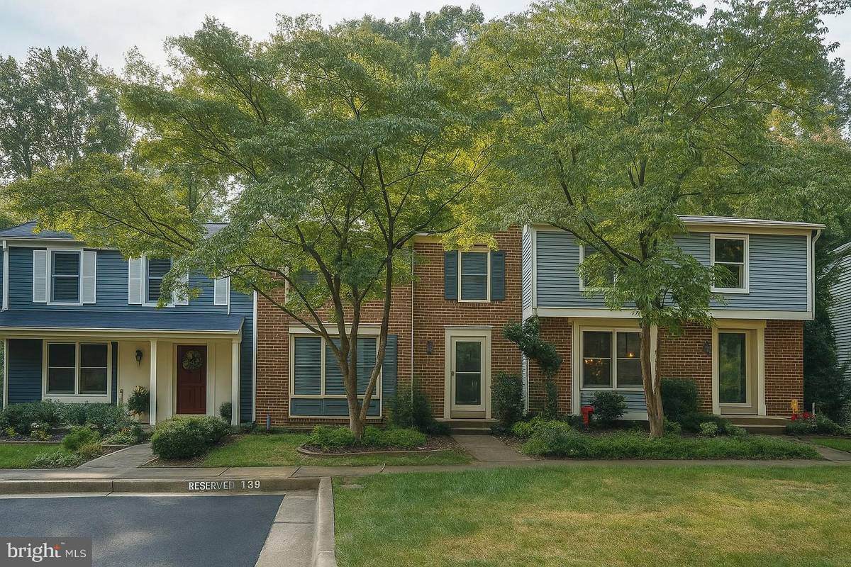 Reston, VA 20191,11751 MOSSY CREEK LN
