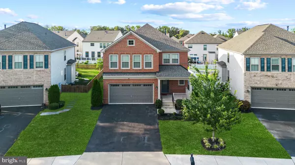 Chantilly, VA 20152,42506 OXFORD FOREST CIR