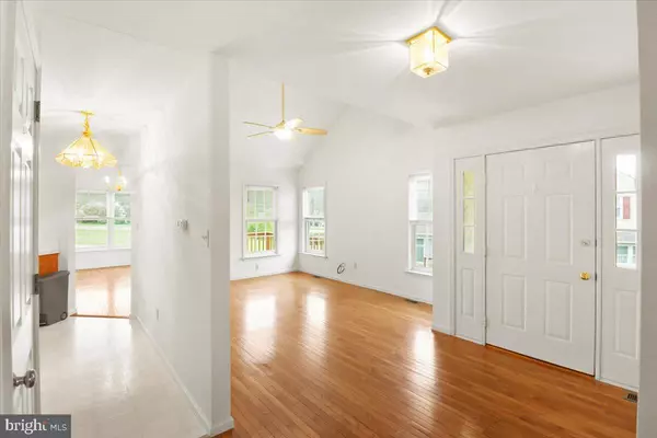 Elverson, PA 19520,10 STABLE DR