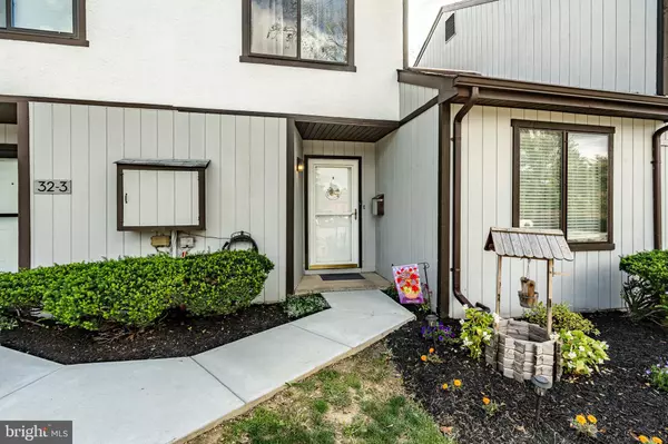 Reading, PA 19606,32-2 WISTER WAY