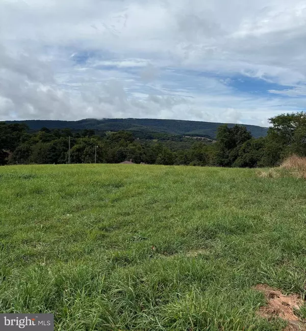 9910 STATE ROAD 55, Moorefield, WV 26836