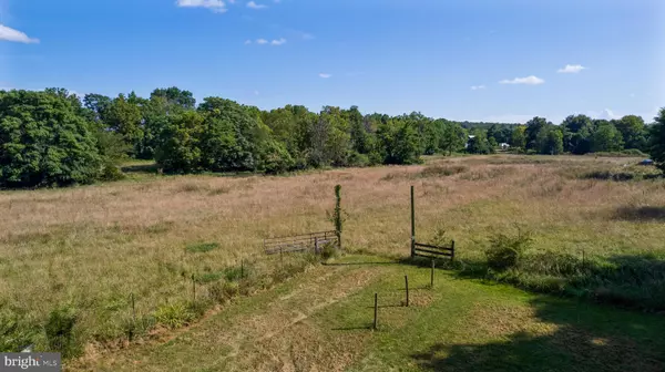 RUNNYMEADE RD, Bunker Hill, WV 25413