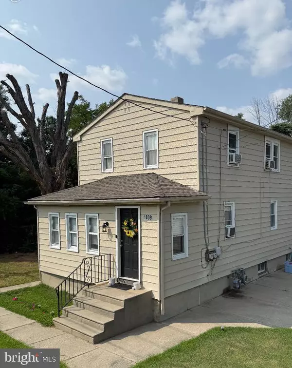 West Deptford, NJ 08093,1009 HESSIAN AVE